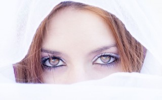 学校戴美瞳什么颜色好，学校戴美瞳什么颜色好看